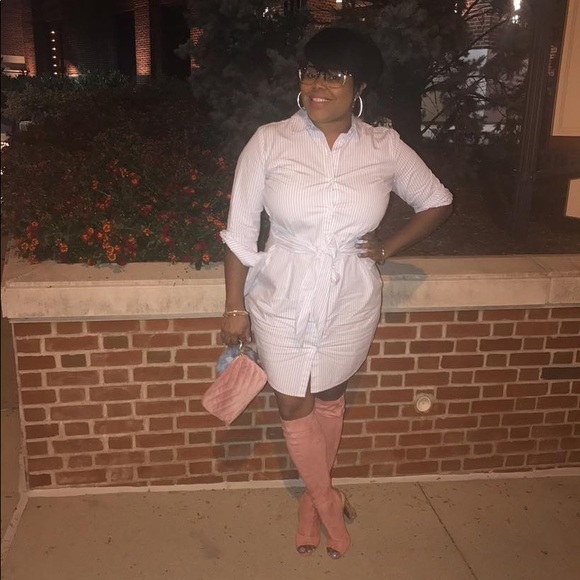 Light blue and white striped dress - Picture 2 of 2